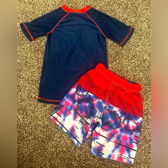 Spider-Man Swim Trunks Rash Guard Kids Boys Size XS - Picture 2 of 4